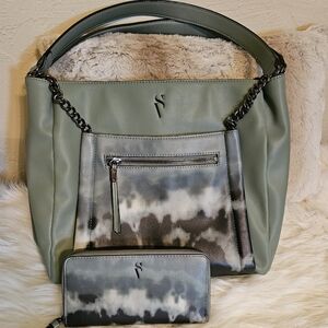 Vera Wang Purse & Matching Wallet